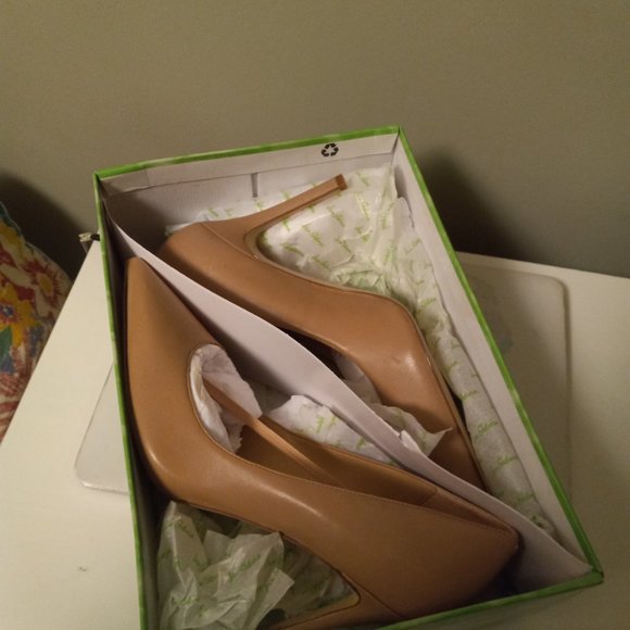 Sam Edelman Hazel classic leather pumps - Size 8W - Picture 3 of 10